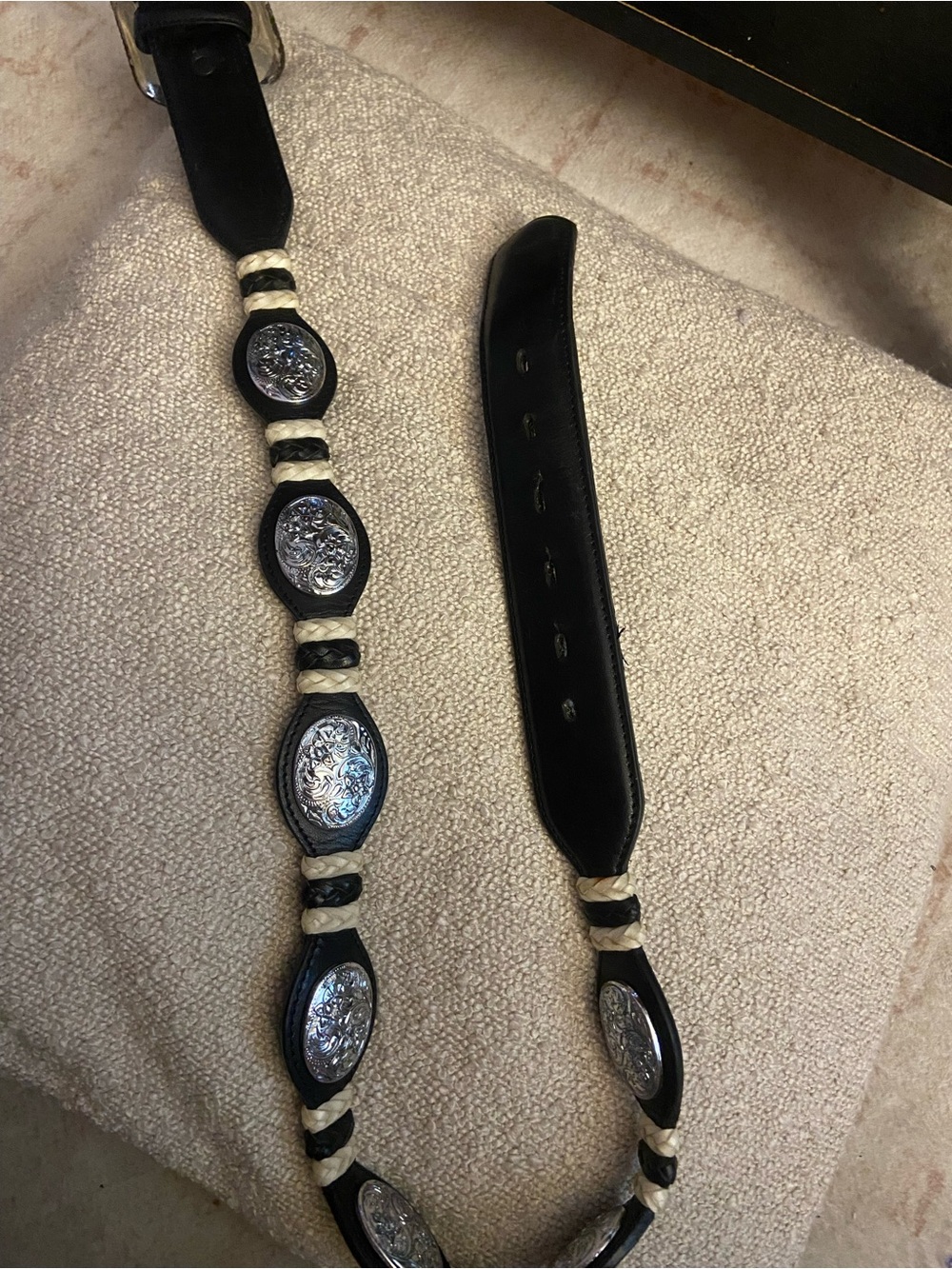 VintageTony Lama Black and Cream Braided Leather Western Belt Silver Conchos 32” - Picture 4 of 4